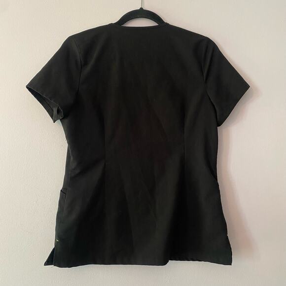 FIGS Women's size XS Casma Three Pocket Scrub Top in Black and Yellow - Picture 5 of 8